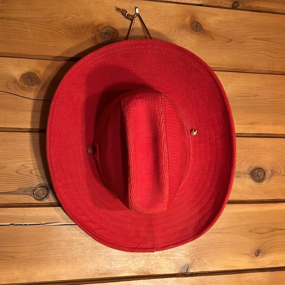 LEVIS rare vintage red  corduroy cowgirl/ cowboy western hat  70’s 🤠 - Picture 3 of 7